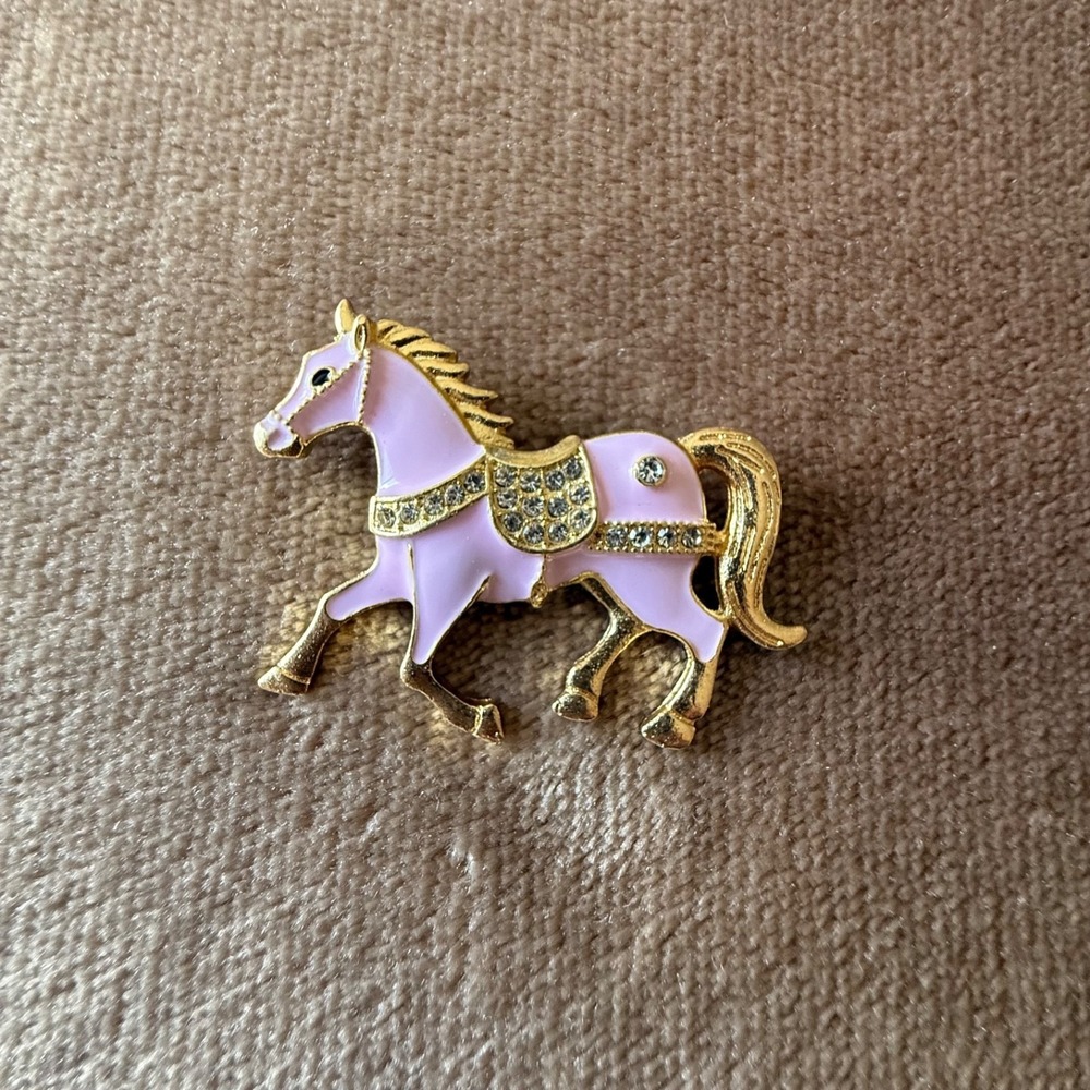 Pink Horse Brooch Gold Tone Rhinestone Equestrian Animal Pin